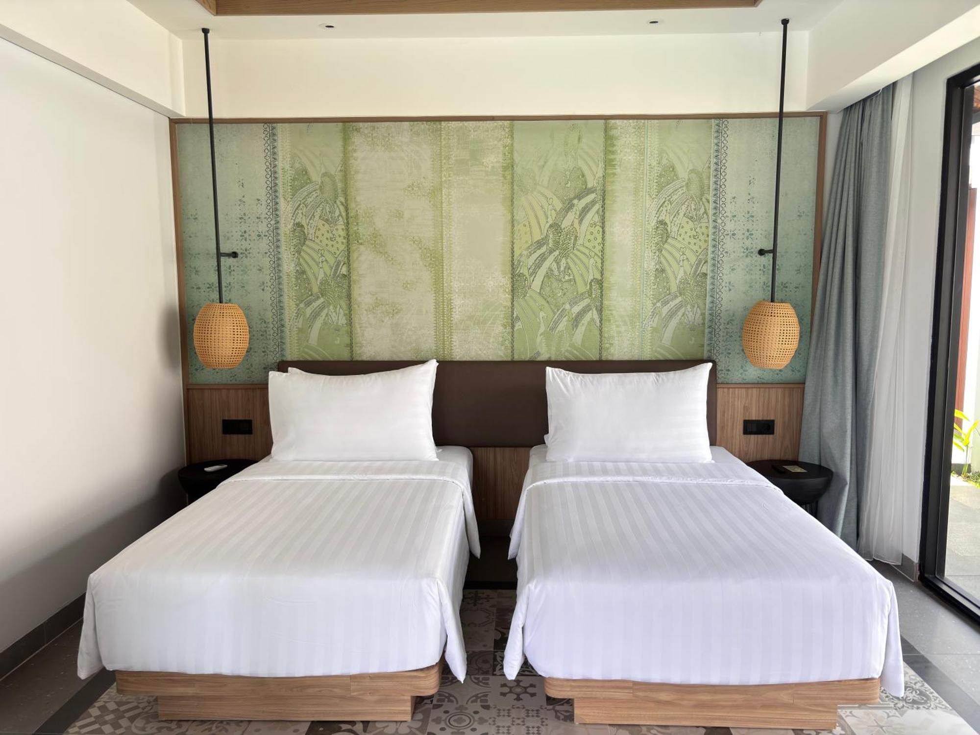 Hotel Santika Garut Esterno foto