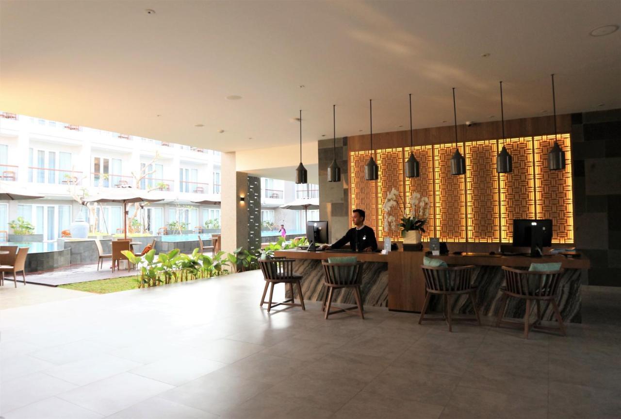 Hotel Santika Garut Esterno foto