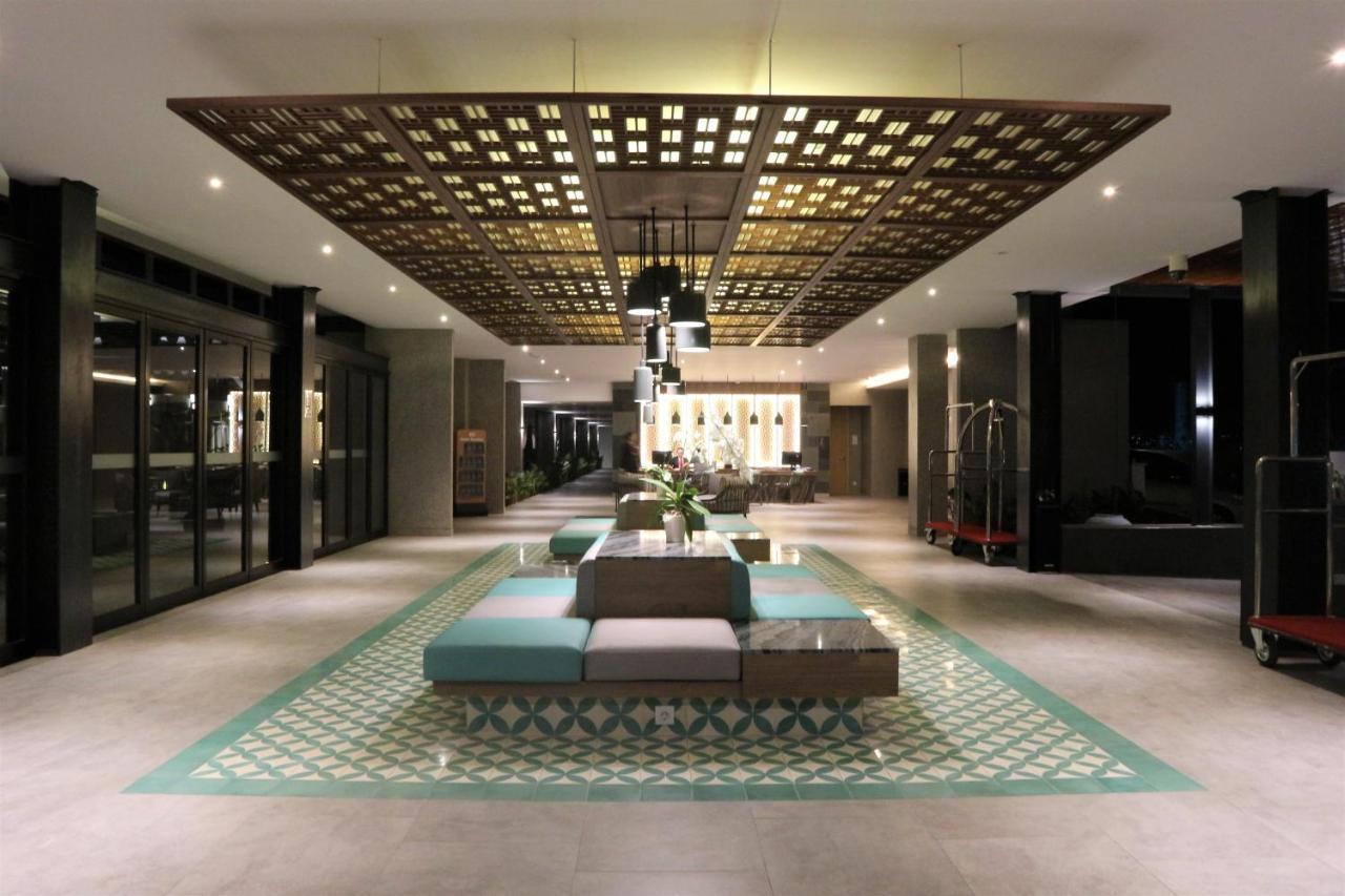 Hotel Santika Garut Esterno foto