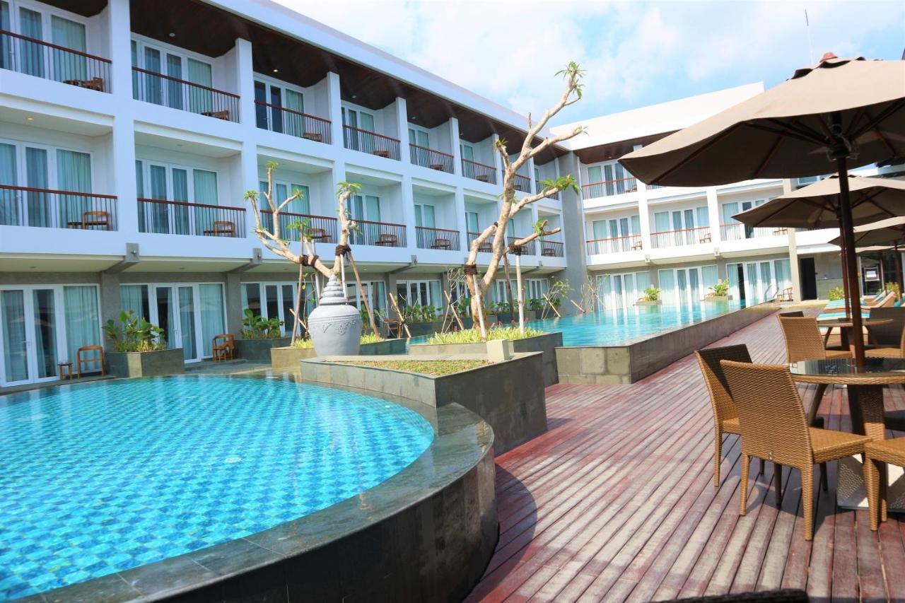 Hotel Santika Garut Esterno foto