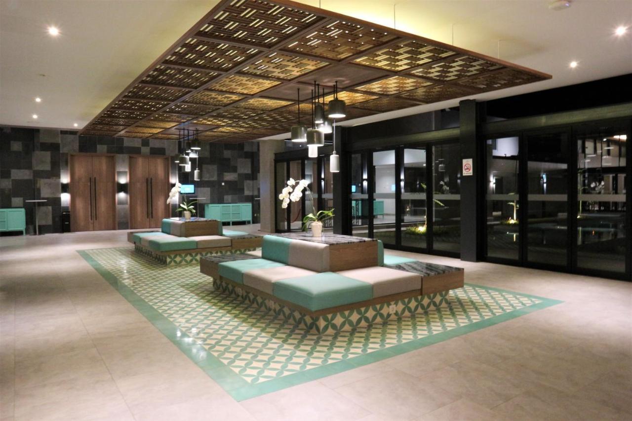 Hotel Santika Garut Esterno foto
