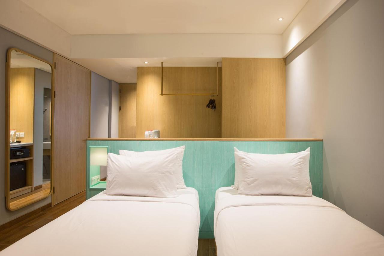 Hotel Santika Garut Esterno foto